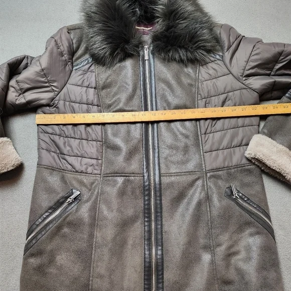 Johnston & Murphy Faux Fur lined Coat size Large - Picture 10 of 11